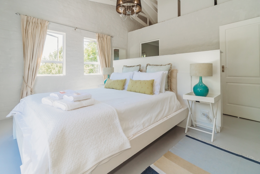 4 Bedroom Property for Sale in Fernridge Western Cape